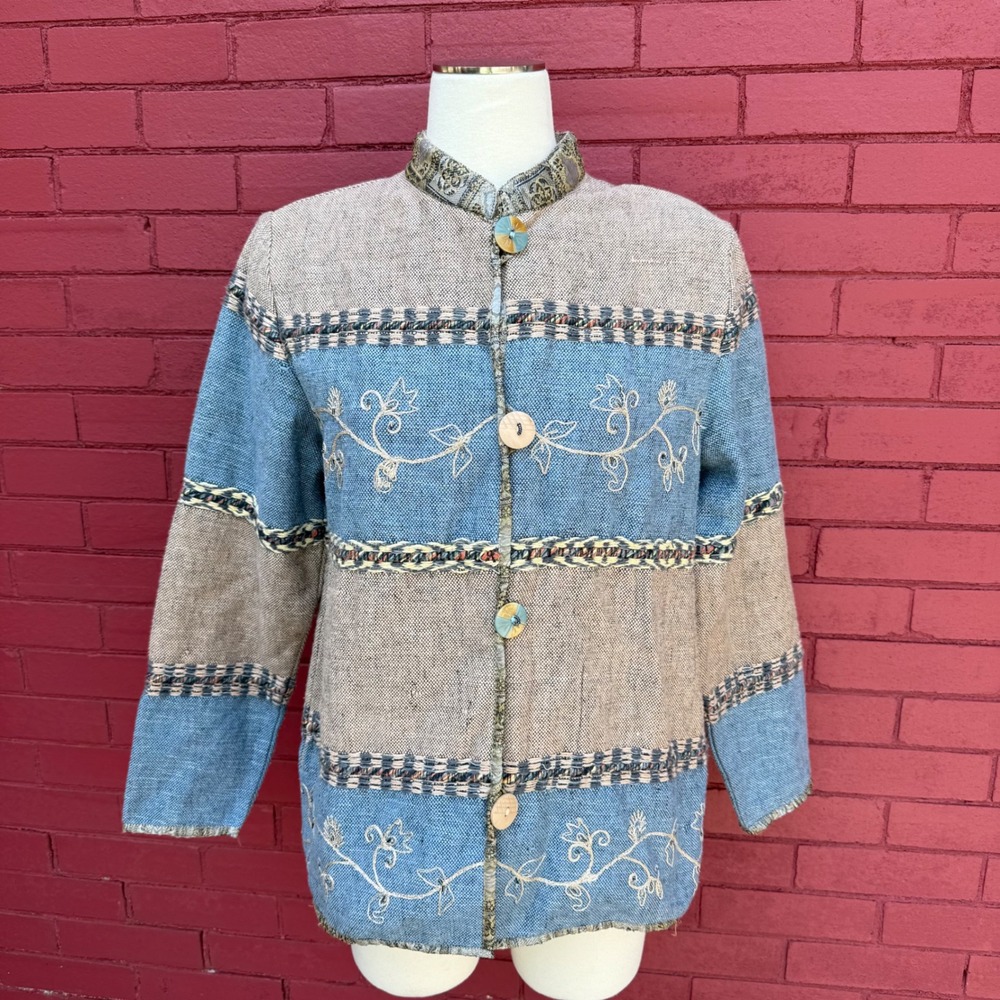 Dressbarn Jacket Womens Size S Artsy Blue Beige Embroidered Boho Textured Floral